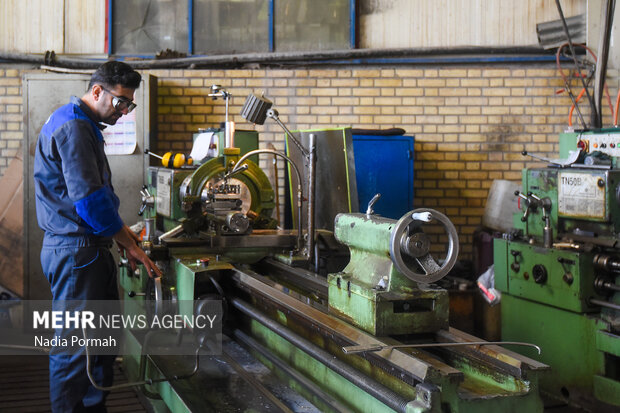 تولیدکنندگان البرزی موتور محرک اقتصاد غیرنفتی ایران هستند