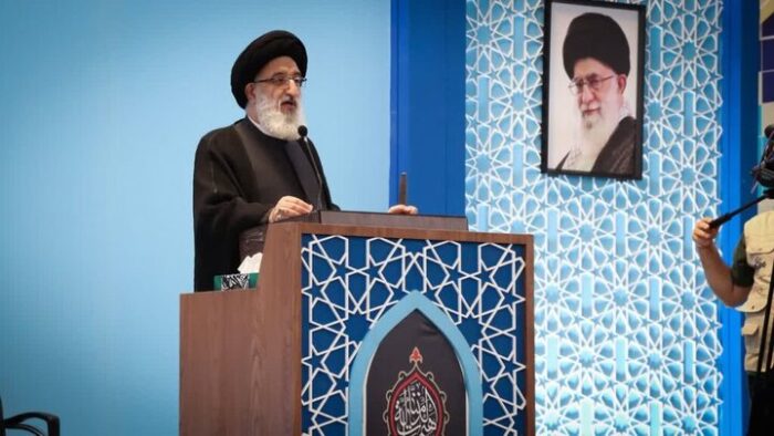 فرماندهی میدانی رهبر انقلاب در بحران اخیر شاهکار مدیریتی بود