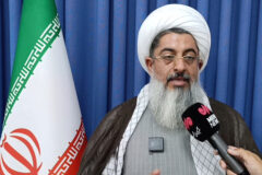 امام جمعه ساوجبلاغ: ملت ایران تا پای جان پشت رهبر انقلاب ایستاده است