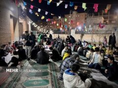 برگزاری افطارهای مردمی در محلات البرز در شب های رمضان