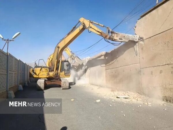 تخریب دیوارهای زندان رجایی شهر  ۴۸ ساعت پس از دستور محسنی اژه‌ای