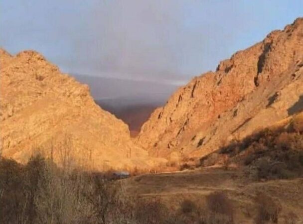 دود آتش‌سوزی الیت به طالقان در استان البرز رسید