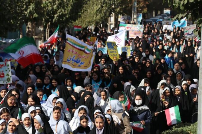 راهپیمایی یوم‌الله ۱۳ آبان در شهرستان نظرآباد