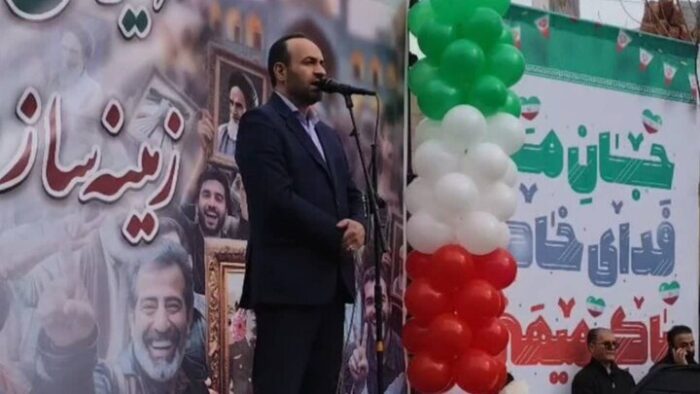 شیرین‌زاد: بصیرت مردم ضامن استمرار مسیر انقلاب است