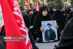 همه آمدند برای بدرقه پیکر آقای شهید ایران