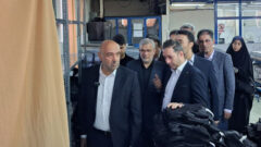 وزیر تعاون از کارخانه پوشاک احیاشده در کرج بازدید کرد