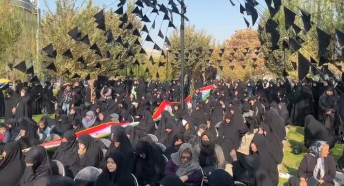 پانزده سال استمرار آیین سوگواری در میدان فاطمیه شاهین‌ویلا