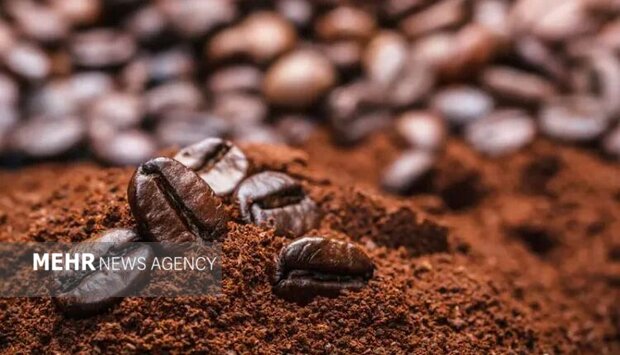 کشف قهوه و روغن چوب قاچاق از دل اتوبوس مسافربری کرج