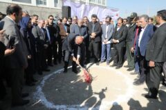 کلنگ‌زنی پروژه مسکونی تعاونی مسکن کارکنان در البرز با حضور وزیر تعاون