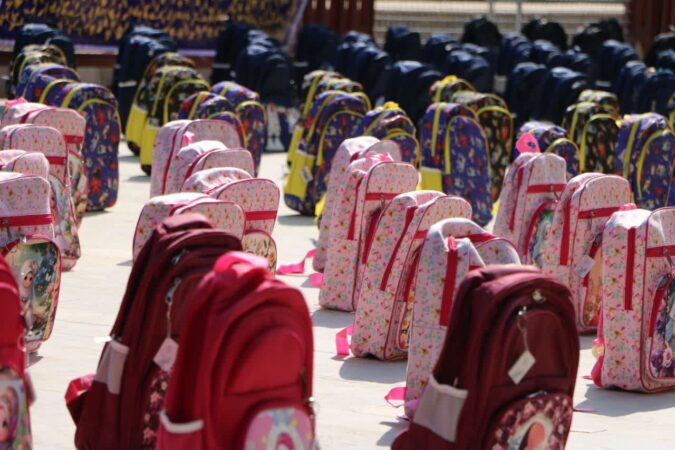 تأمین لوازم‌التحریر برای بیش از ۸۲۰۰ دانش‌آموز نیازمند استان البرز